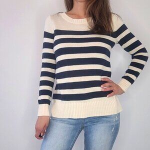 Old Navy Cream with Navy Blue Horizontal Stripes Sweater Size Medium